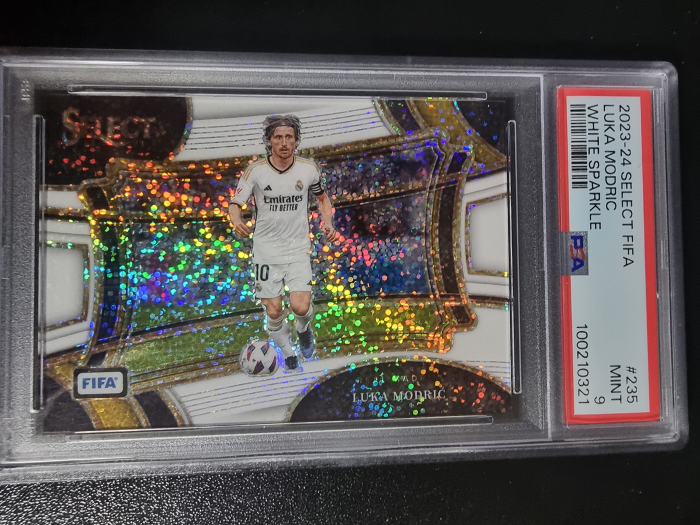 2023-24 Panini Select White Sparkle Luka Modric 대표 이미지