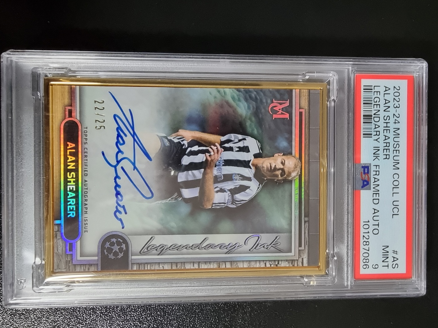 2023-24 Topps Museum Framed Auto Alan Shearer 대표 이미지