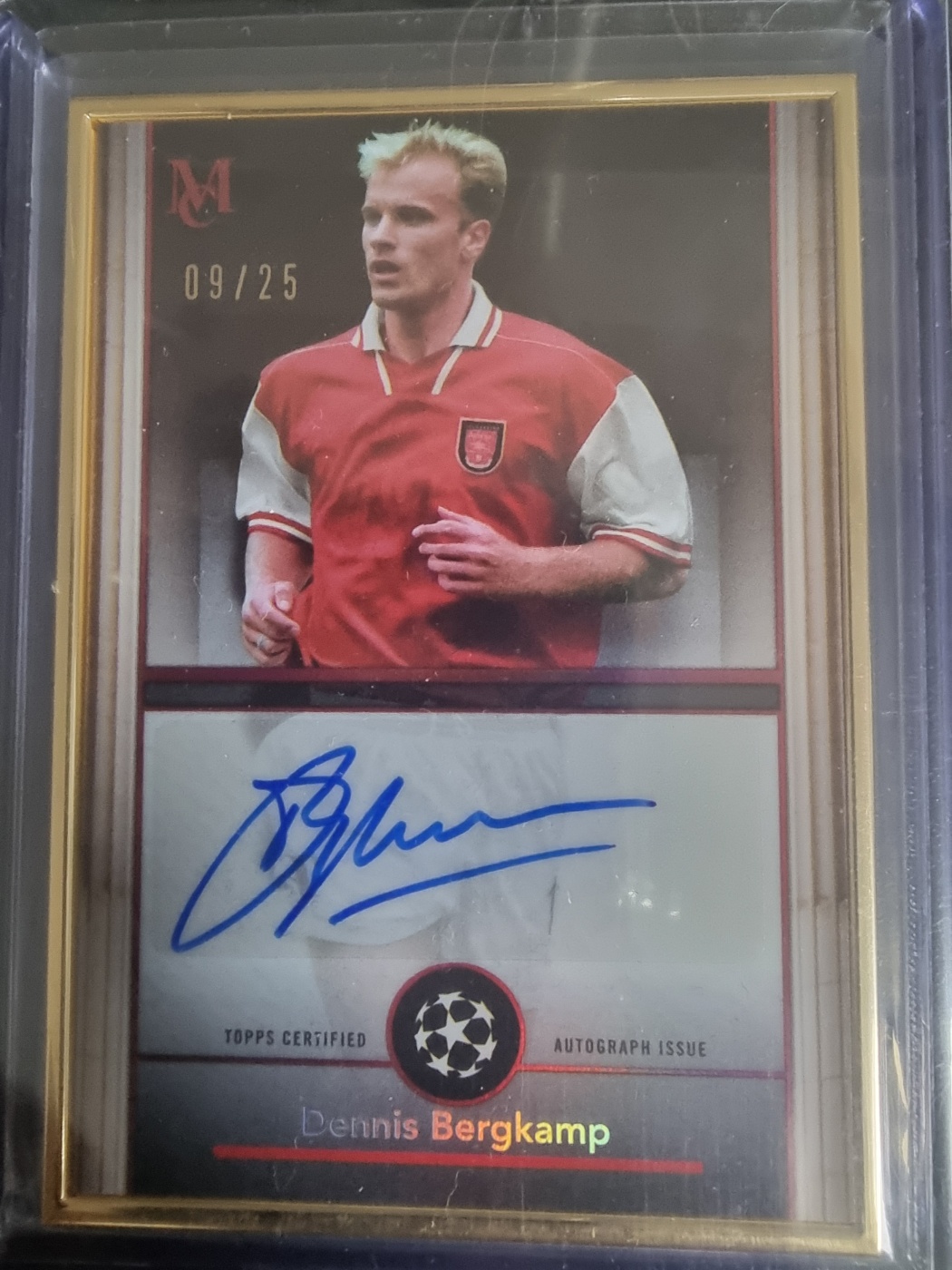 2024-25 Topps Museum Framed Auto Dennis Bergkamp 대표 이미지