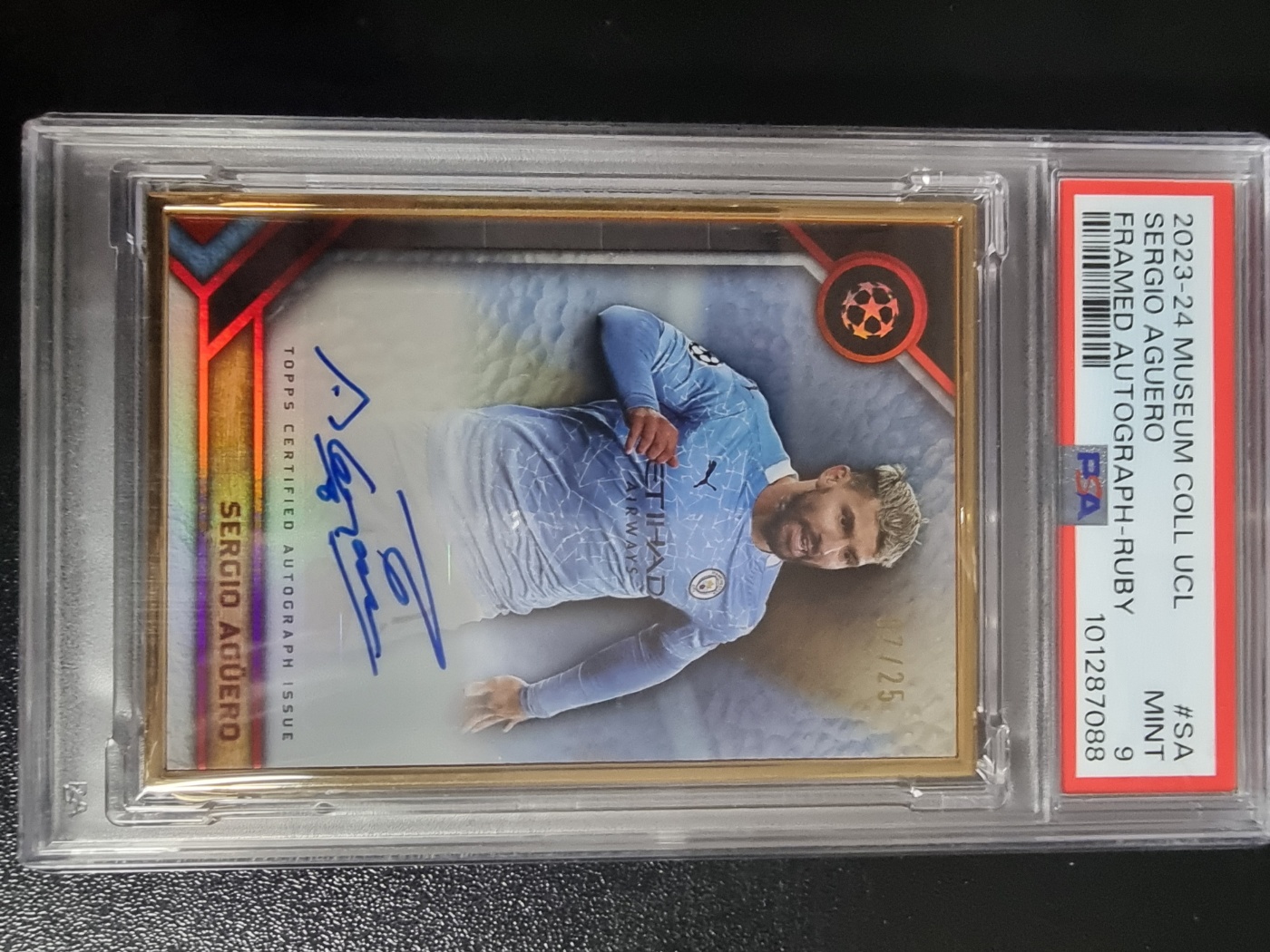 2023-24 Topps Museum Framed Auto Sergio Aguero 대표 이미지